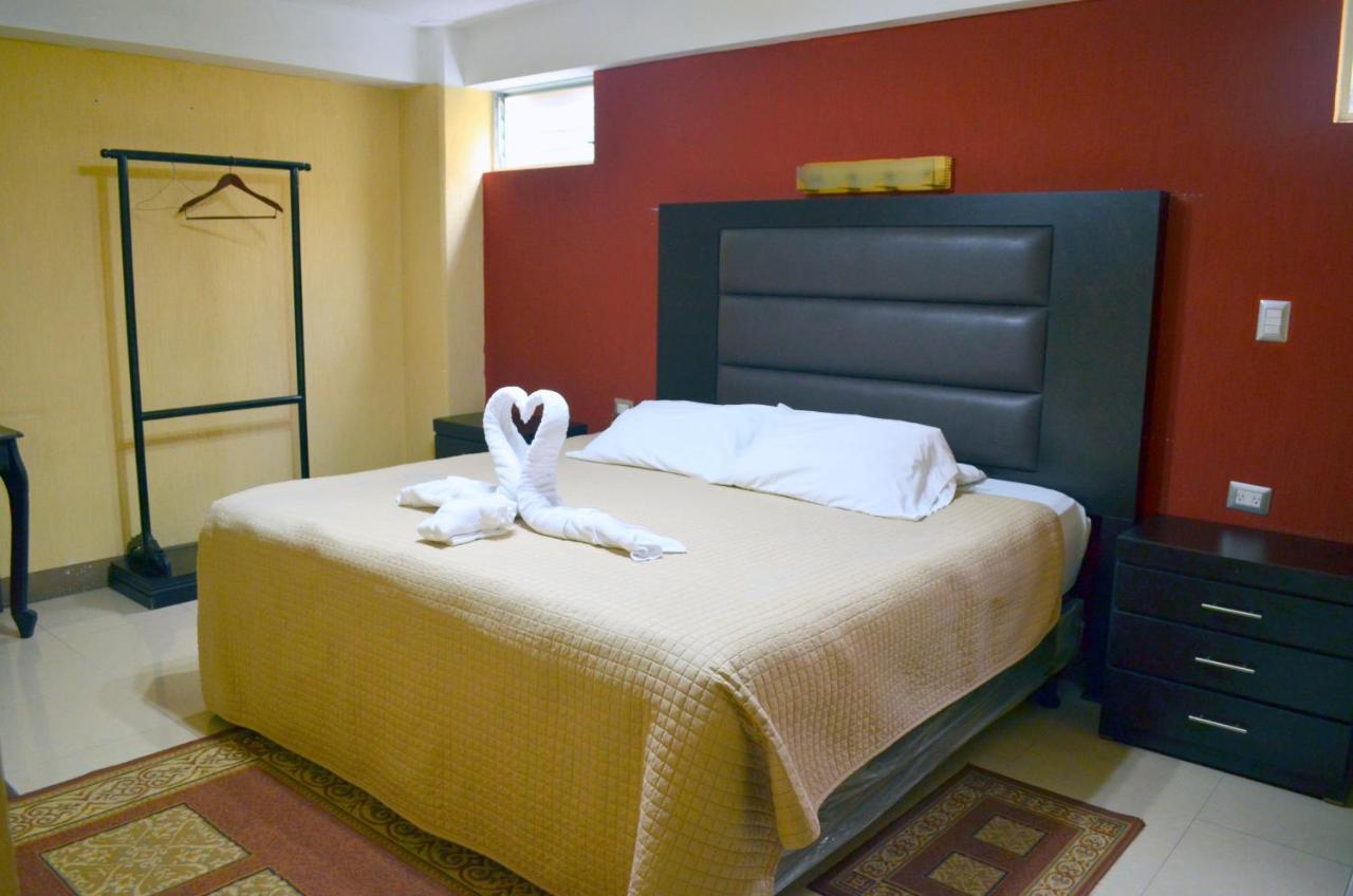 Hotel Y Restaurante Castillo De Los Altos ケツァルテナンゴ エクステリア 写真