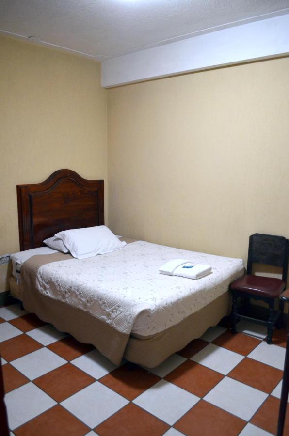 Hotel Y Restaurante Castillo De Los Altos ケツァルテナンゴ エクステリア 写真